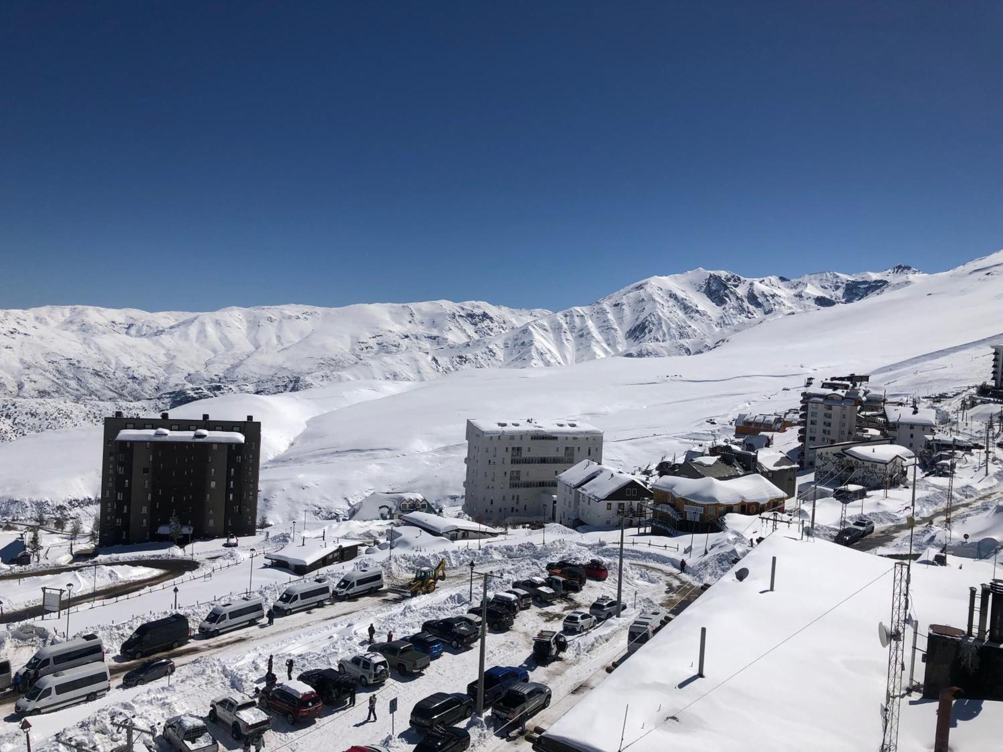 Departamentos Alojamiento Oficial Gran Parador Ski In - Out, Centro De Ski El Colorado, Farellones - Unico Con Descuentos En Servicios Del Centro De Ski Chambre photo